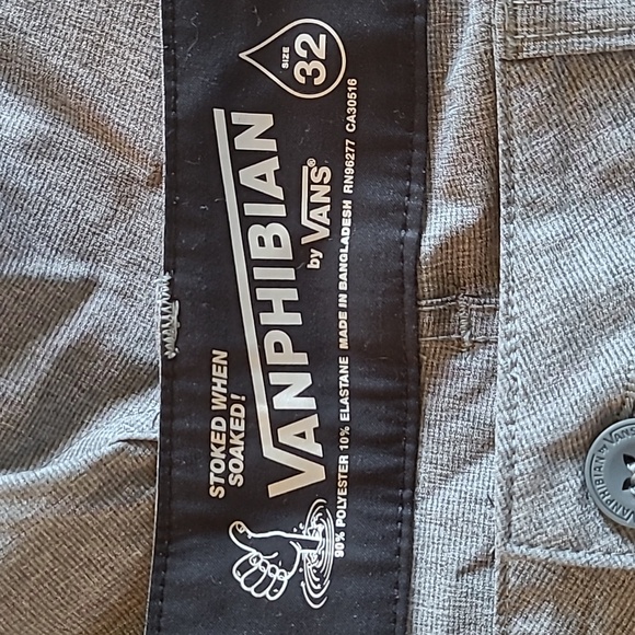 Lot of 2 hybrid short Size 32 Vans, Gotcha - Picture 3 of 7